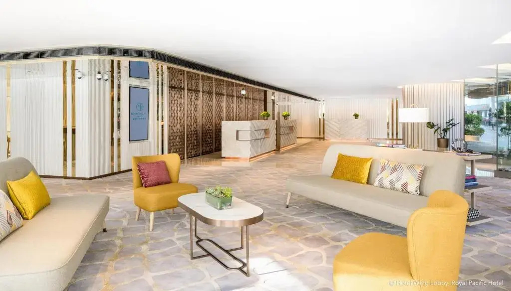 The Royal Pacific Hotel & Towers - Chambres