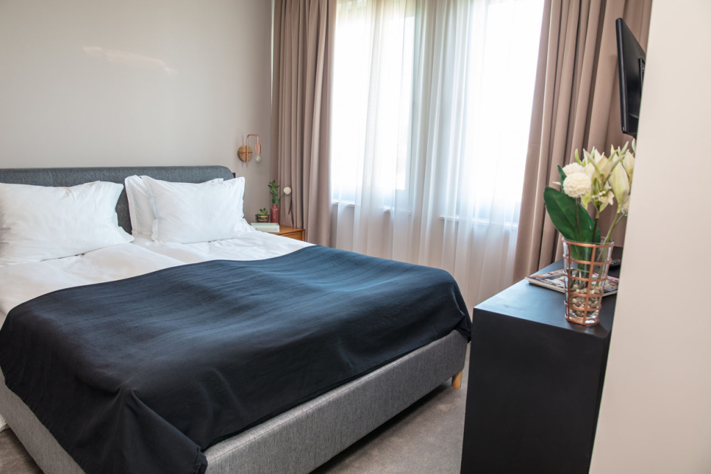 Double Apartment (full double bed)