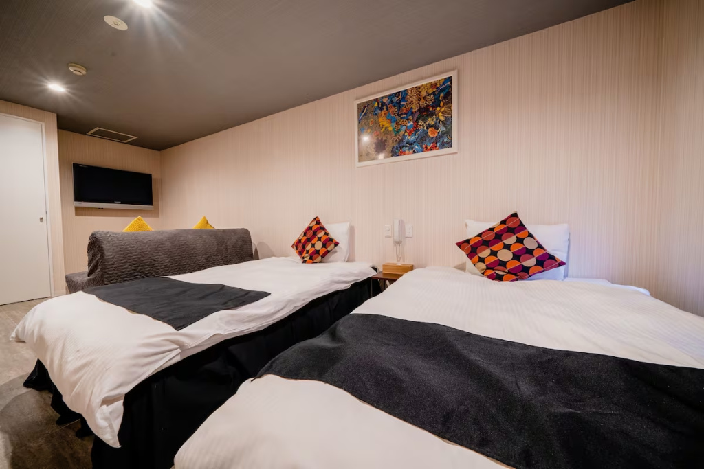 2 Bedrooms Deluxe Double Suite (twin beds)