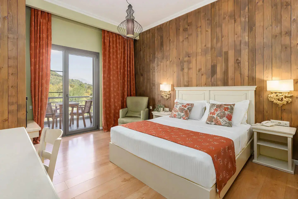 Deluxe Connecting room