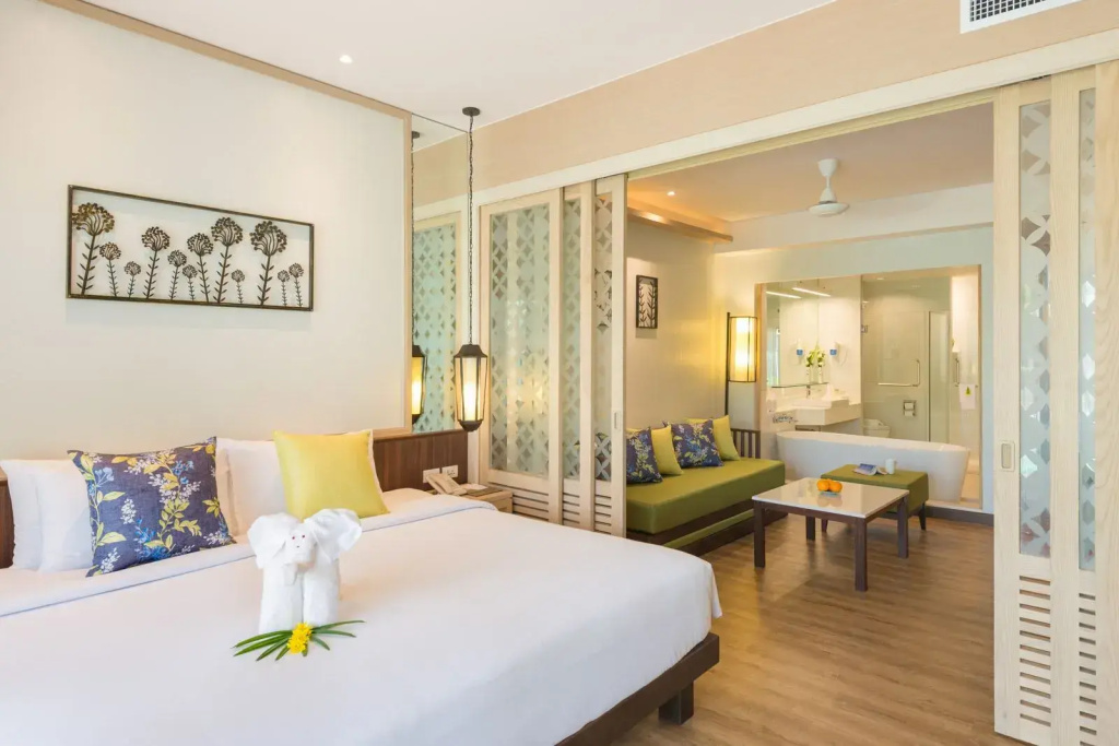 Grand Deluxe Double room (full double bed)