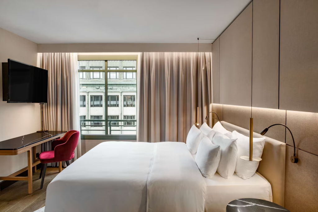 Double Apartment Suite (full double bed)