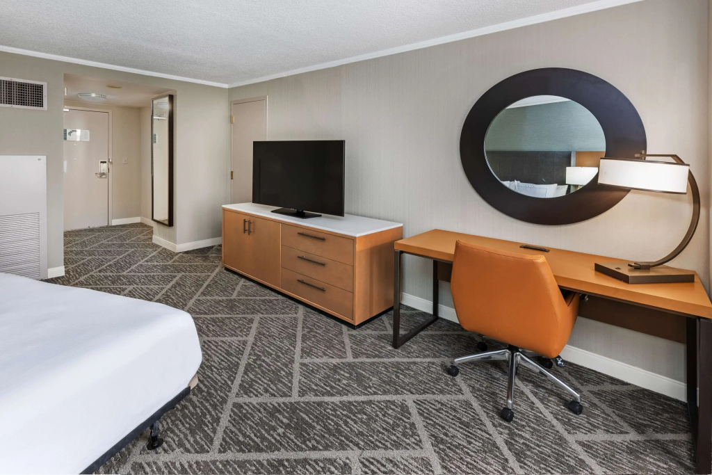 DoubleTree by Hilton Tulsa - Warren Place - Général