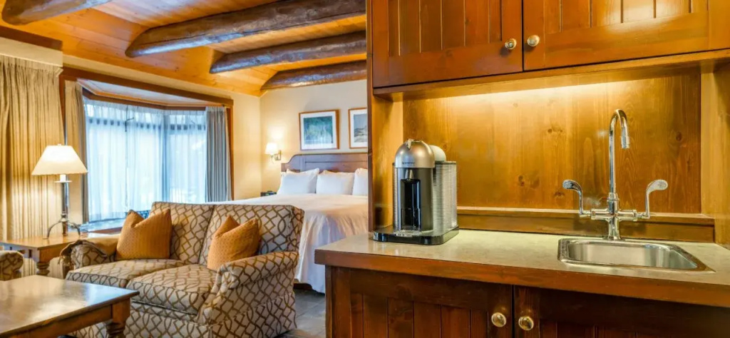 Temple Double Cabin (full double bed)