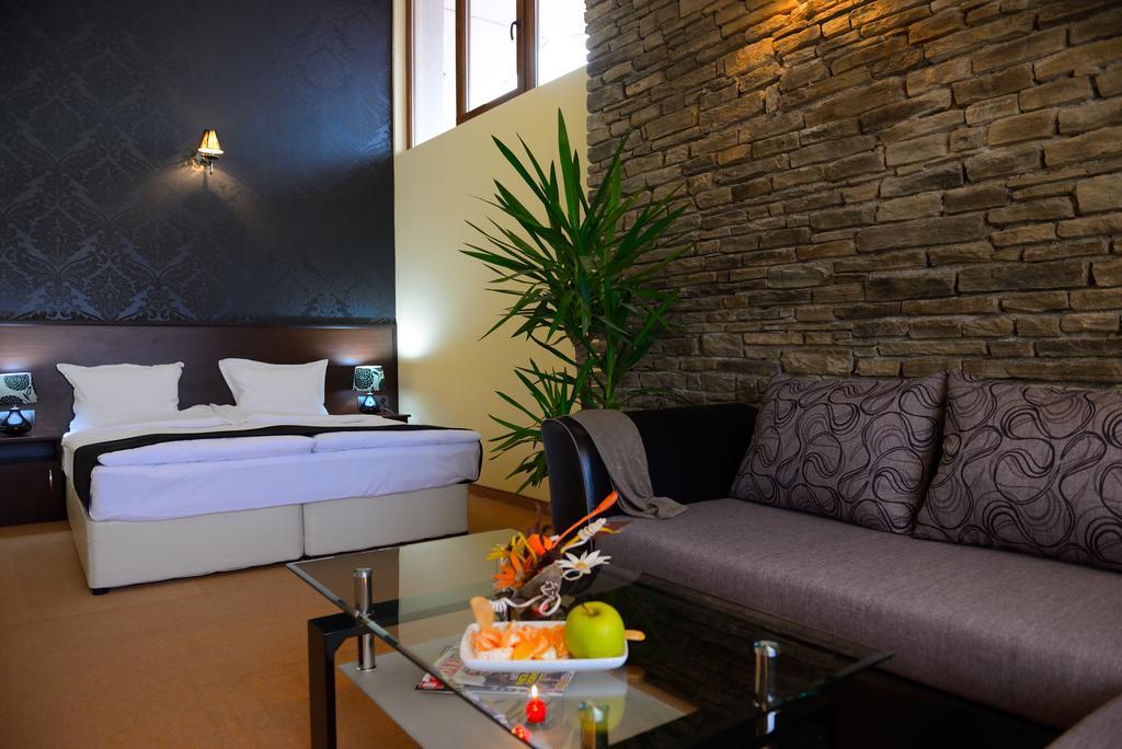 Paradise Spa Hotel