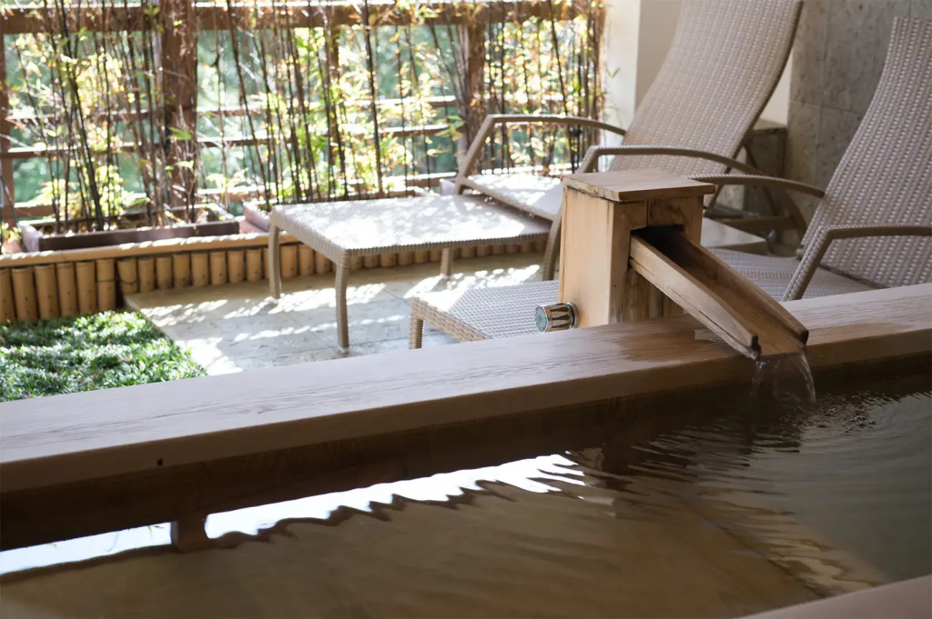 Panoramic Wooden Bath Yugao Kadan Suite