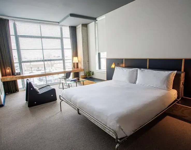 Executive Double room (full double bed)