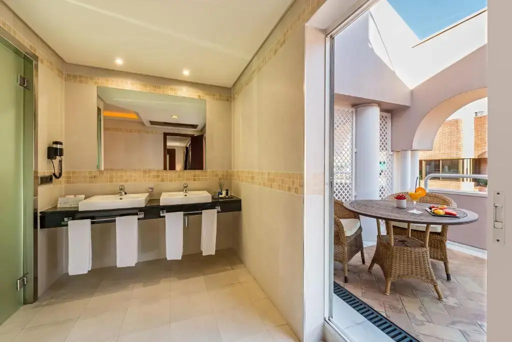 Hotel Granada Center - Chambres