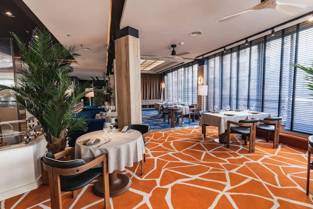 Hesperia Presidente Hotel - Général