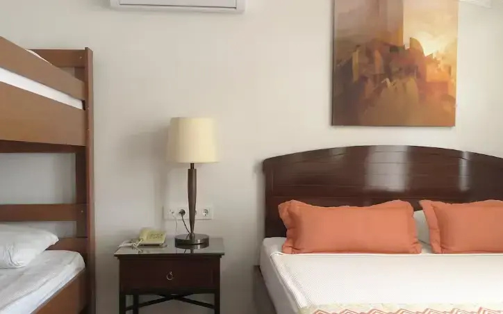 Family Mixed room