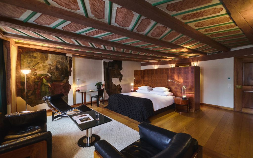 Historic Double Junior Suite (full double bed)