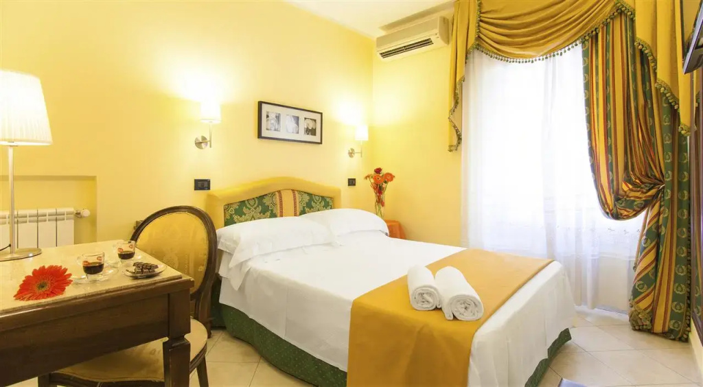 Hotel Tuscolana - Chambres