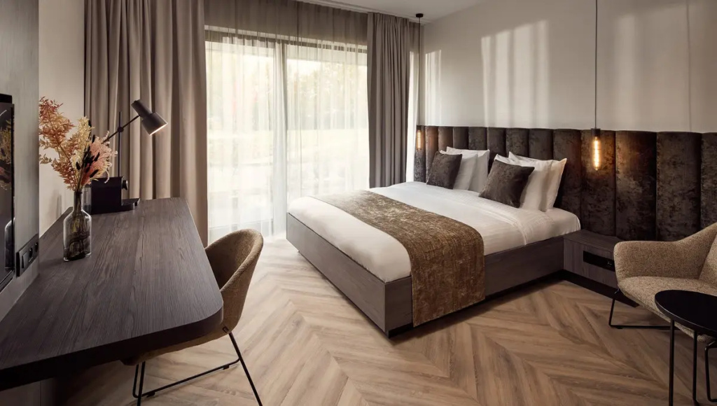Executive disabled Double room (full double bed)