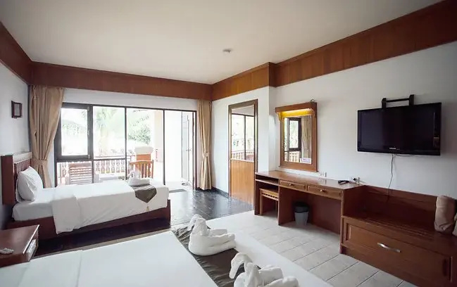 Deluxe Double Family room with sea view (twin beds)