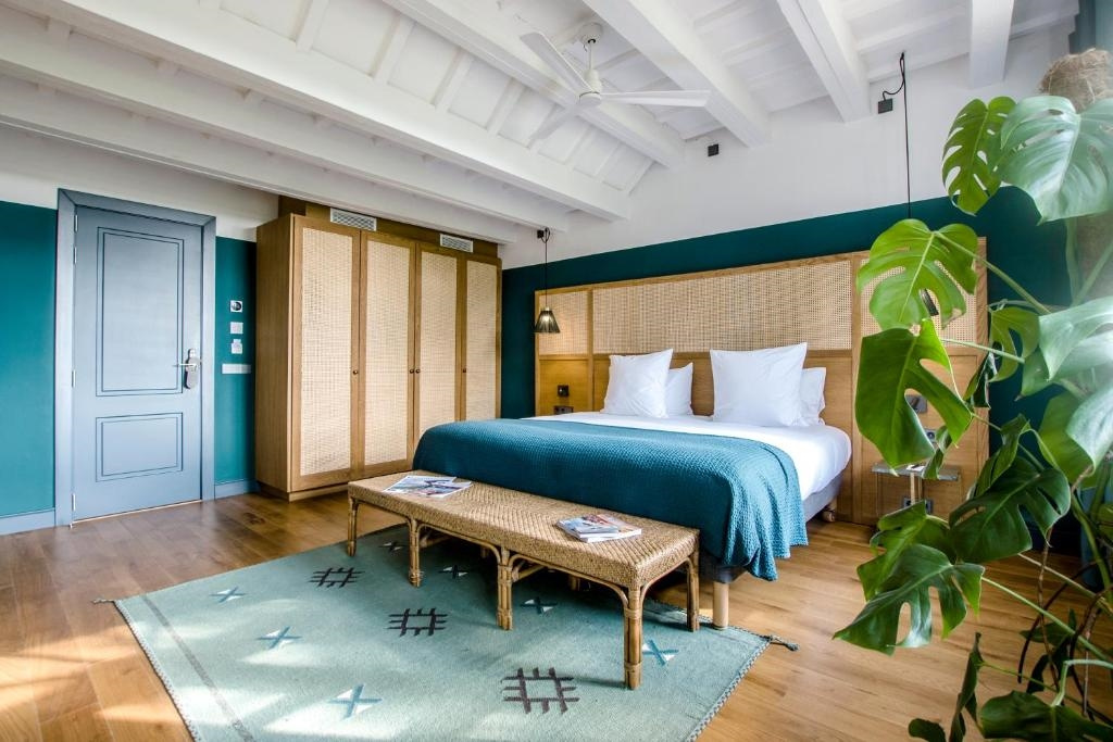 Signature Double Santa Ponsa Junior Suite (full double bed)