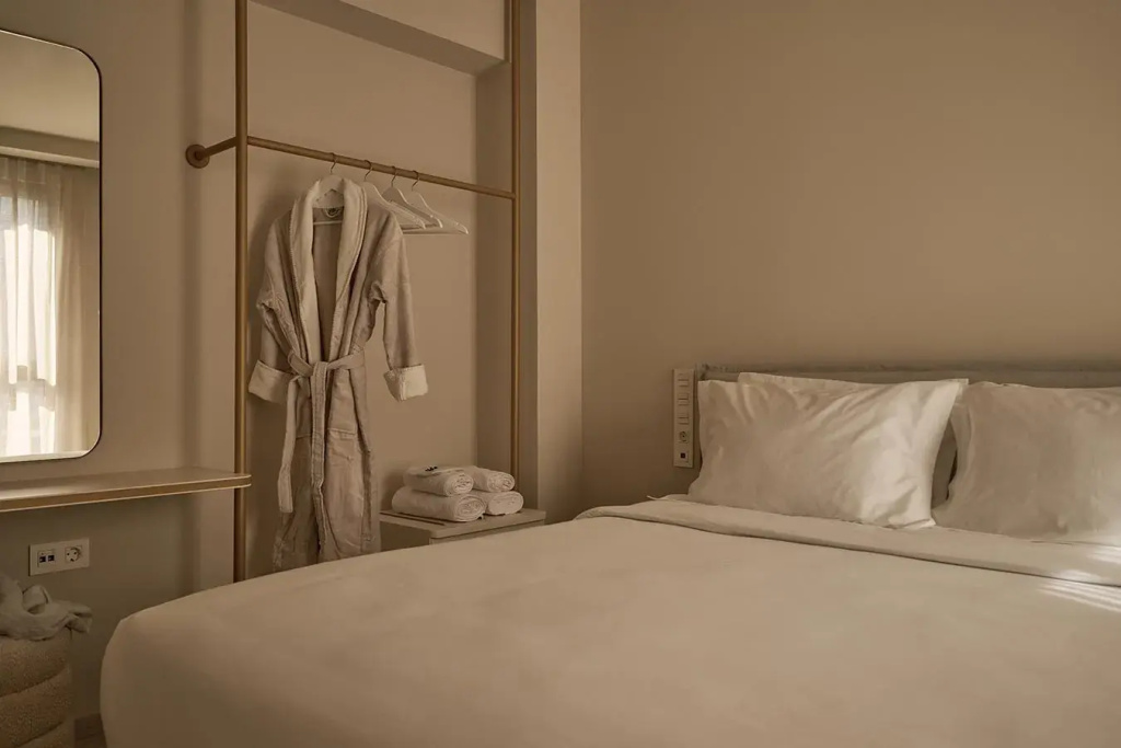 Superior Double room (full double bed)