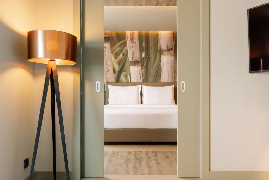 Ocean SPE Double Suite (full double bed)