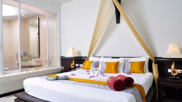 Premier Double room (full double bed)