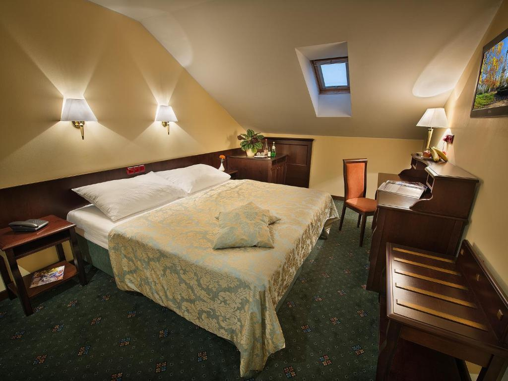 With Extra bed room