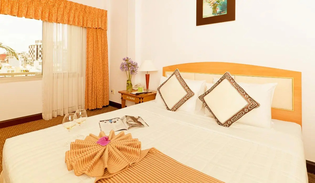 Liberty Hotel Saigon Parkview - Chambres