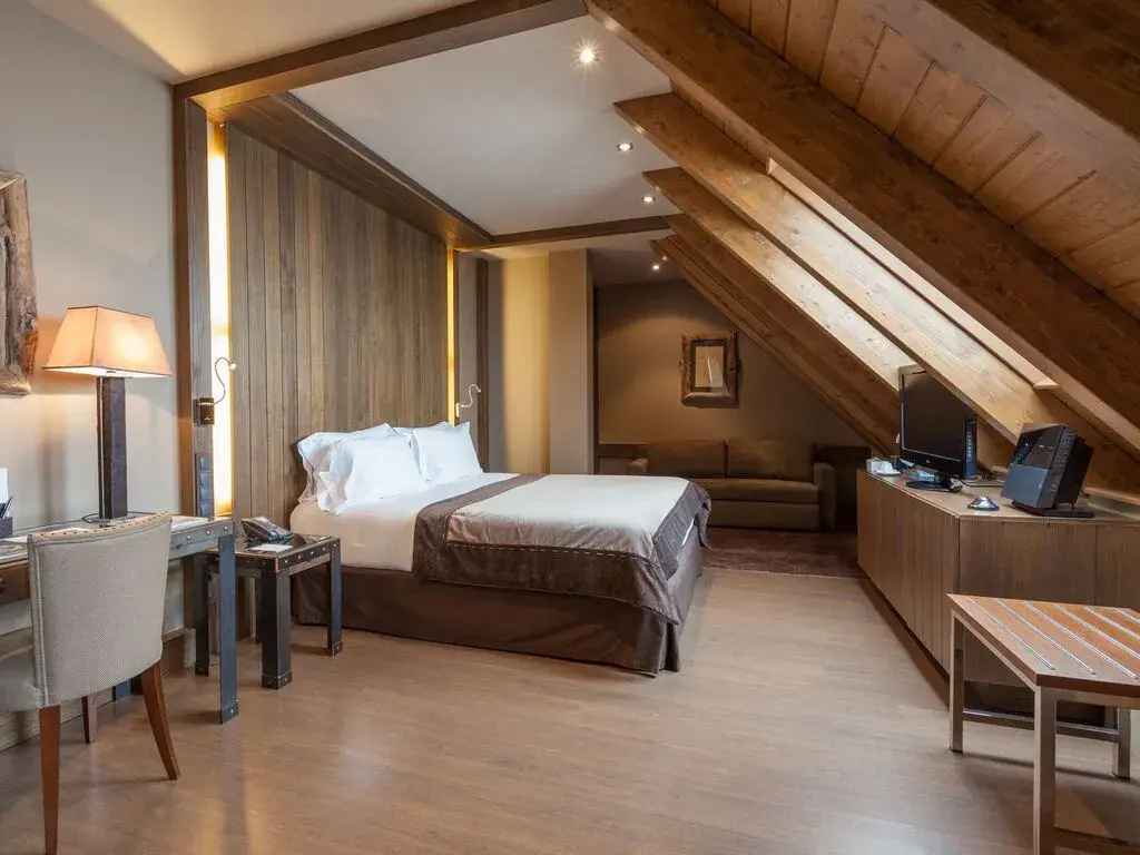Hotel Val De Neu - Chambres