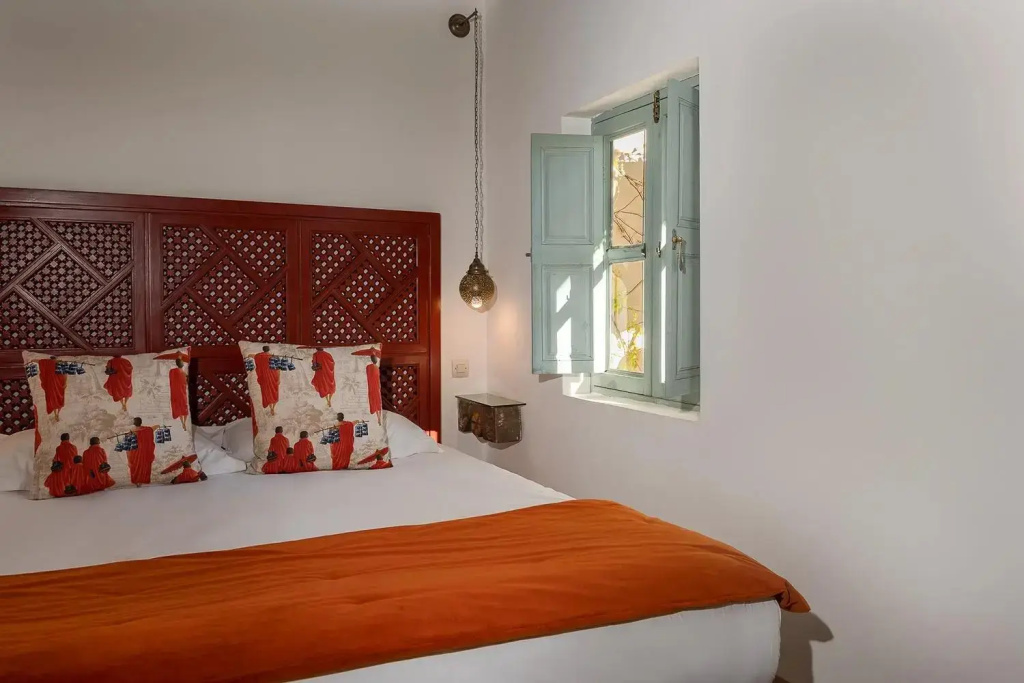 Cannelle Double room (full double bed)