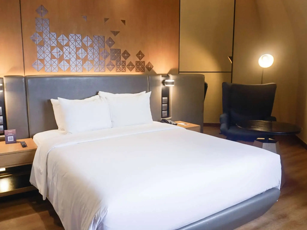Classic Double room (full double bed)