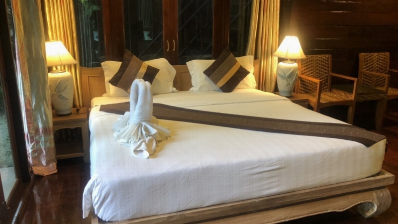 Standard Double room with balcony (full double bed)