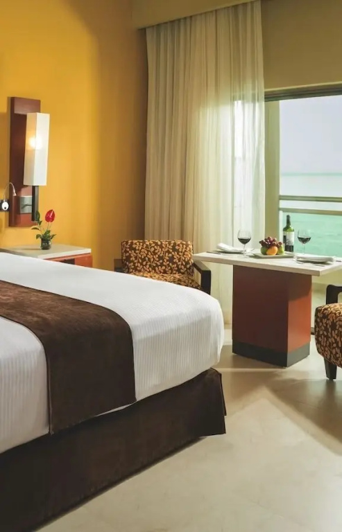 Swim Up Double Suite oceanfront (twin beds)