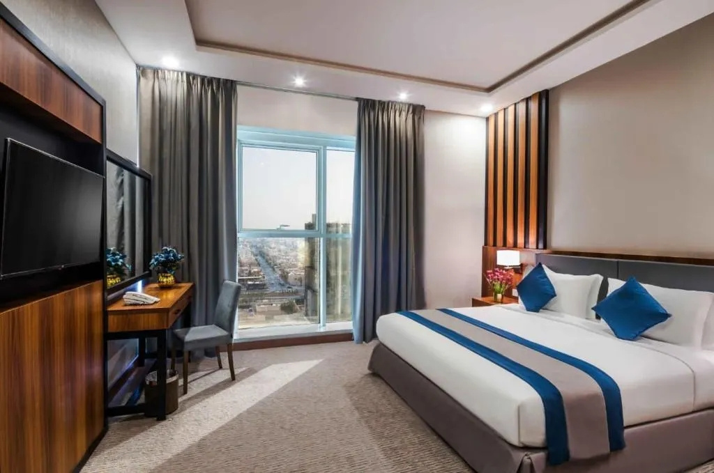 Royal Double Suite (full double bed)