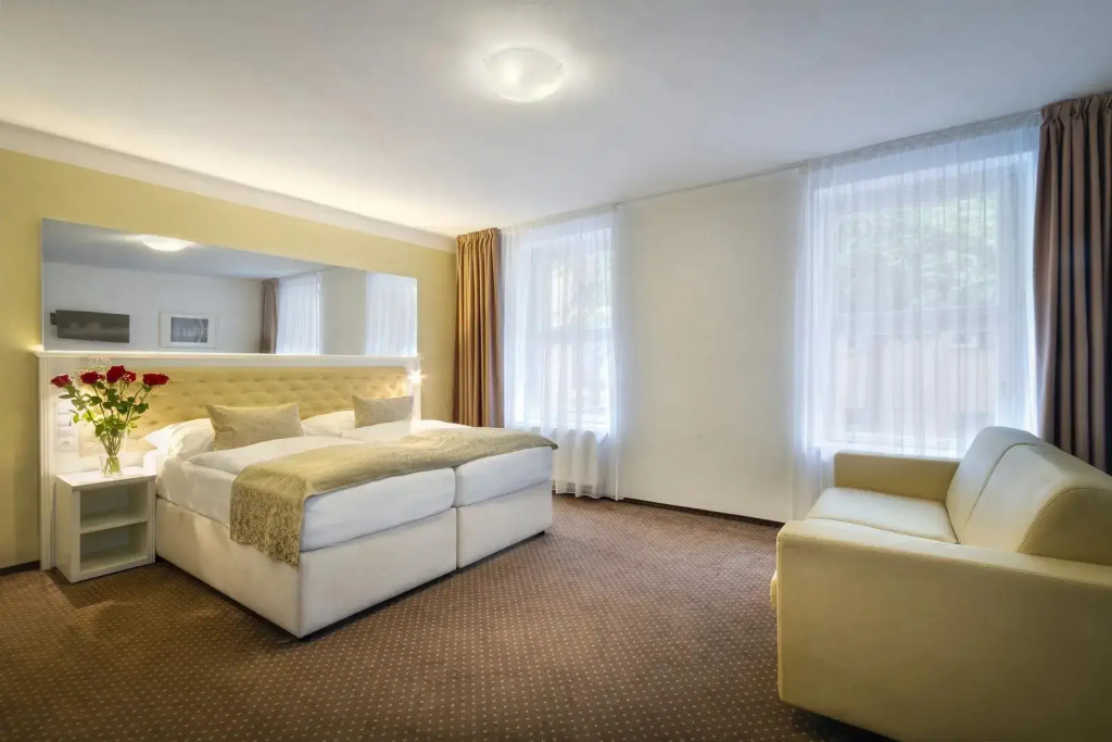 Family Double room (full double bed)