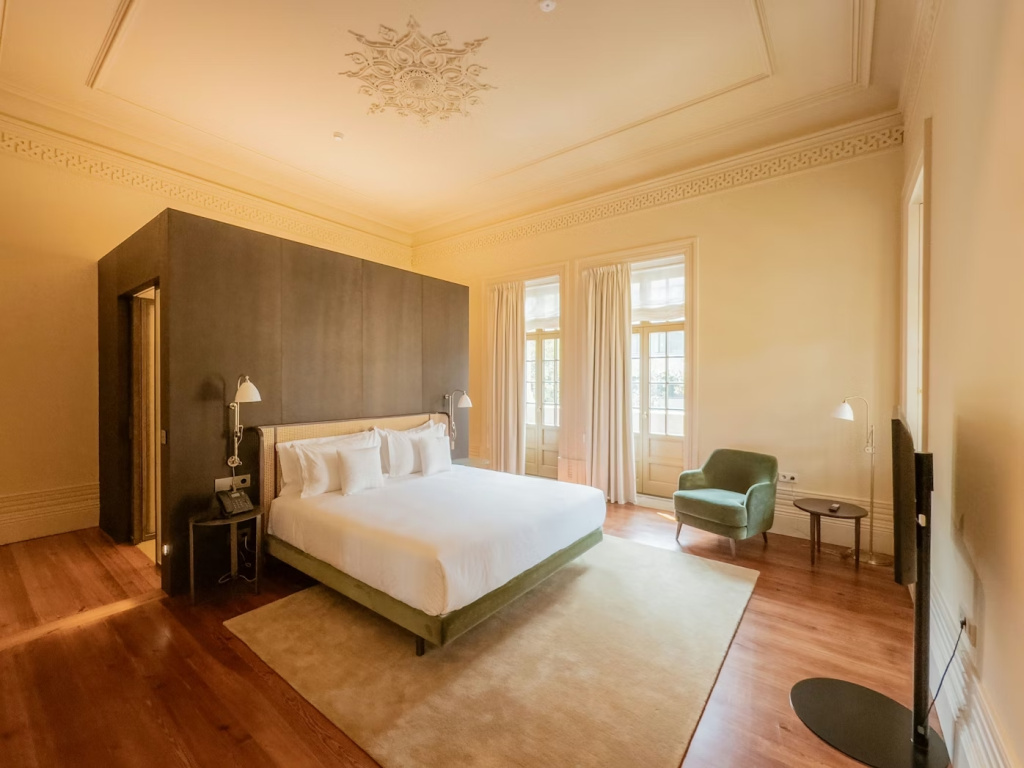 Heritage Honour Double room (full double bed)