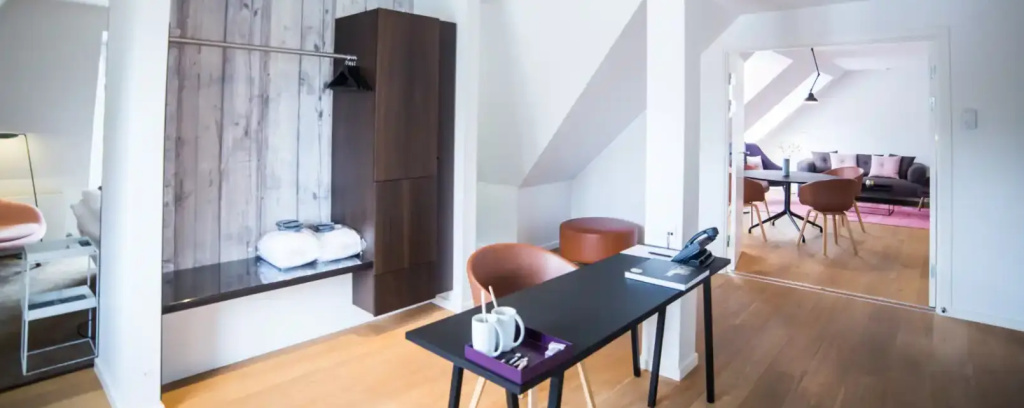 Loft Double Suite (full double bed)