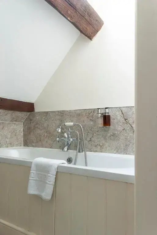 The Dragon Hotel - Chambres