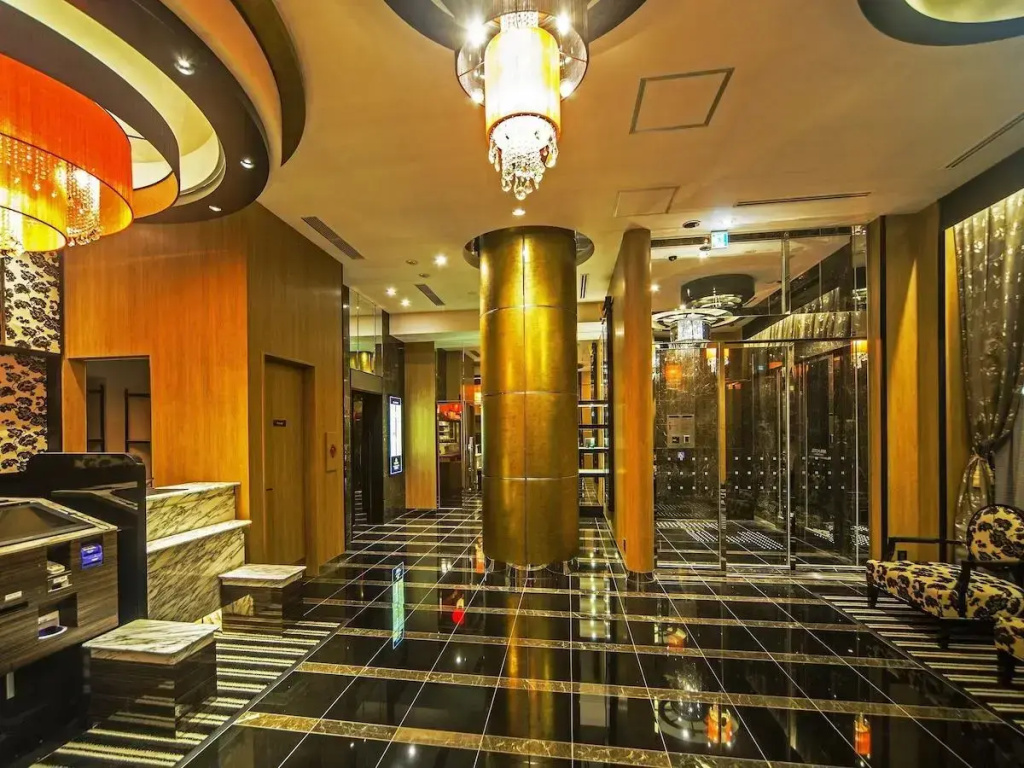 Отель APA Hotel Nihombashi Bakurocho Ekikita — фото