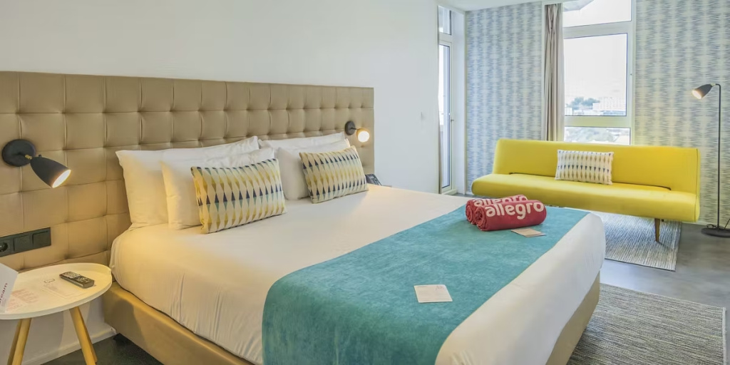 Deluxe Double Junior Suite with sea view (full double bed)
