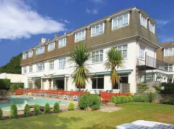 Hinton Firs Hotel