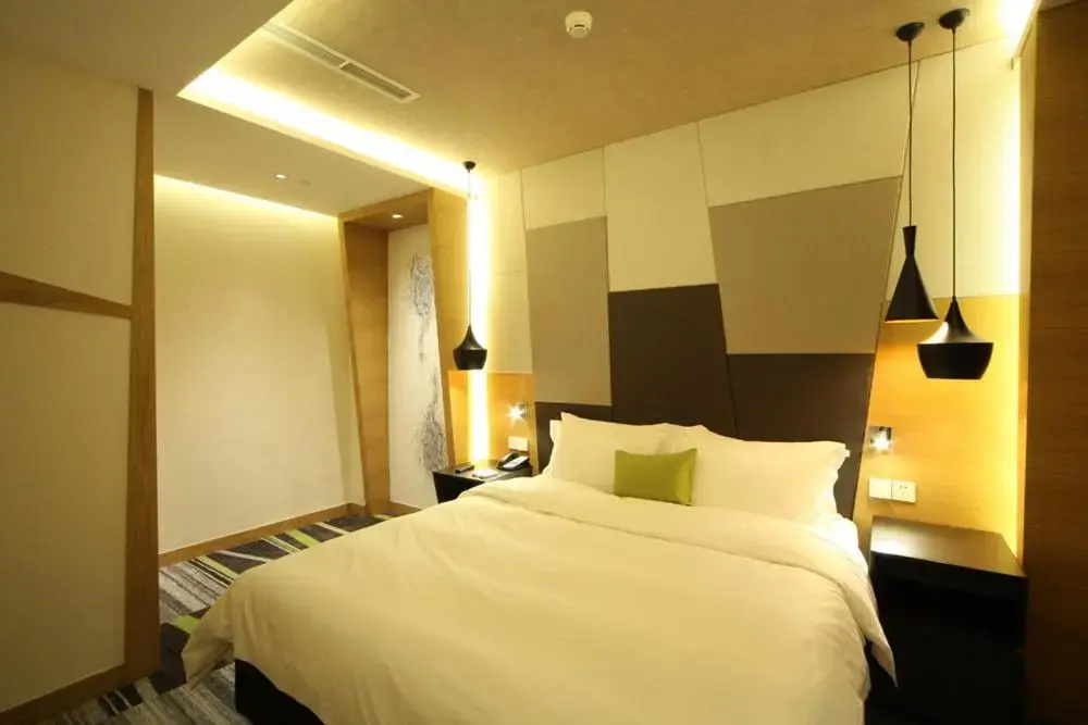 Bamboo Double Suite (full double bed)