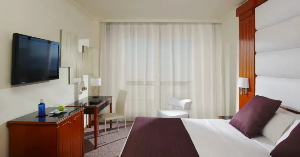 Melia Double room (full double bed)