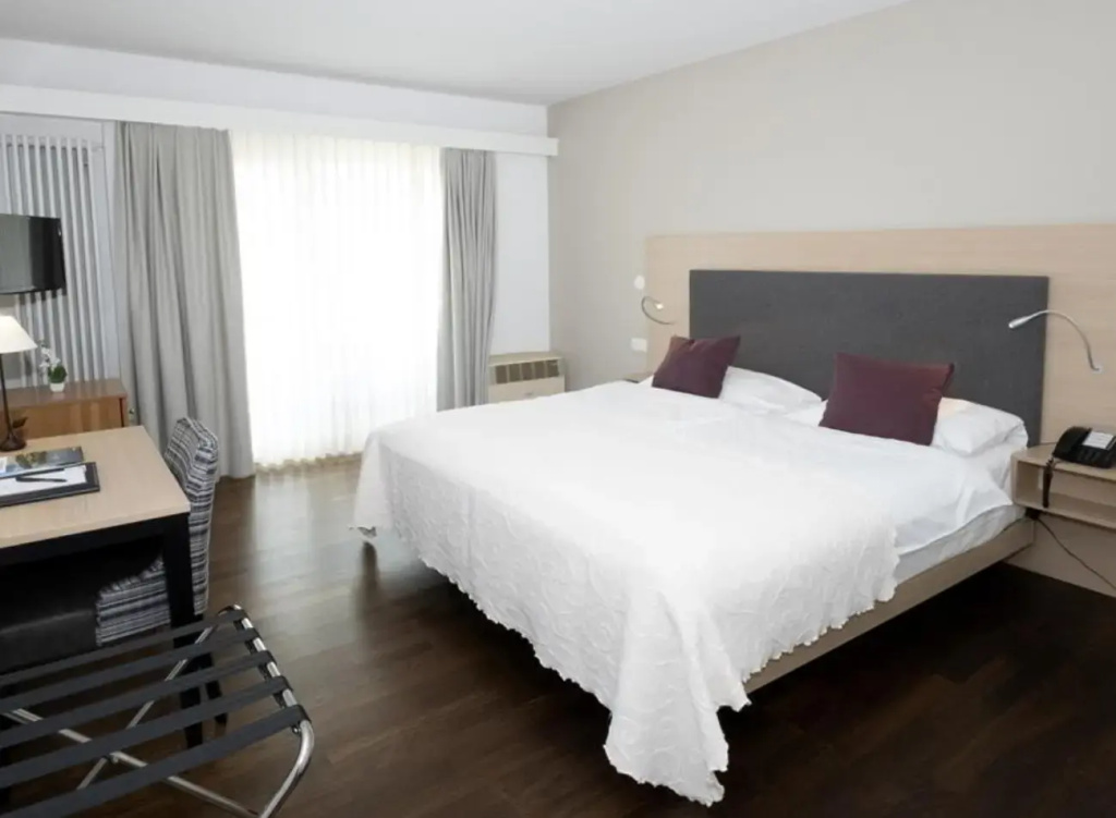 Superior Double room (full double bed)
