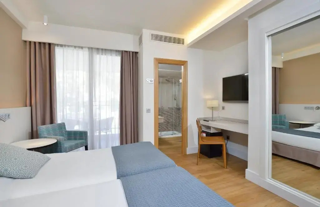 Double Standard Ground Floor room (twin beds)