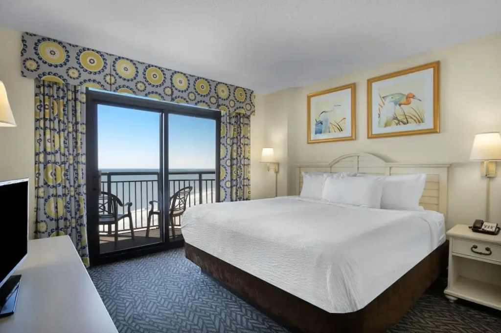 3 Bedrooms South Tower Condo with partial ocean view
