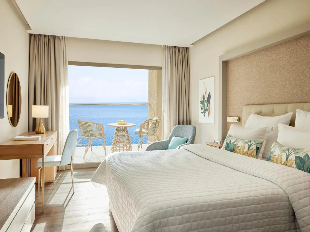 Standard Double room with sea view (full double bed)