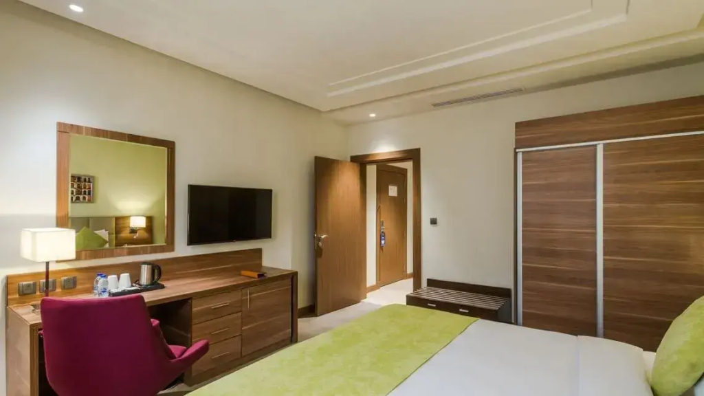Premium Double room (full double bed)