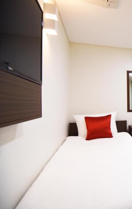 Двухместный без вида номер Standard двуспальная кровать в 57 Myeongdong Hostel
