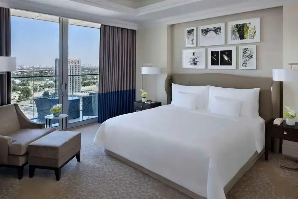 Signature Suite