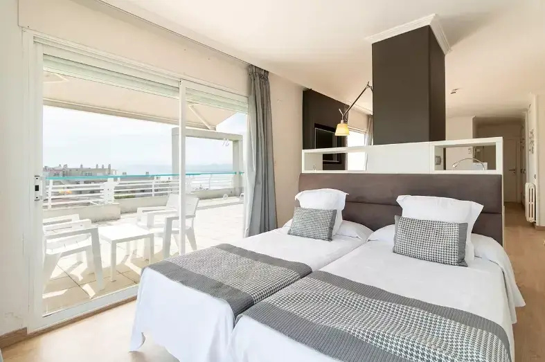 Acqua Quadruple Suite