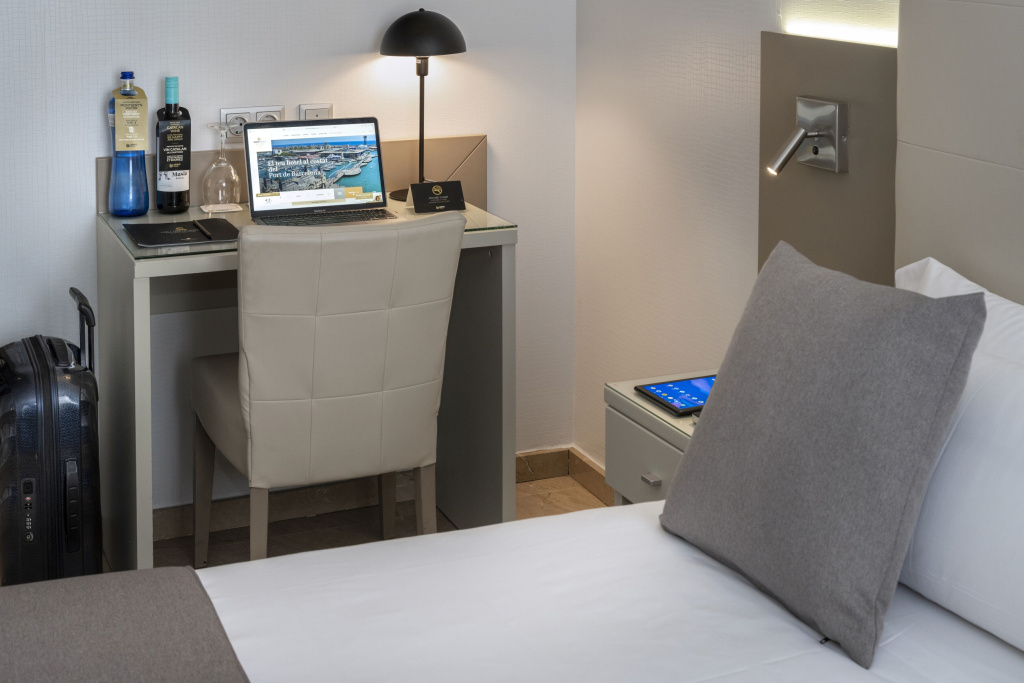Serhs Del Port Hotel - Chambres
