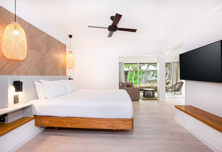Beach Double Bungalow (full double bed)