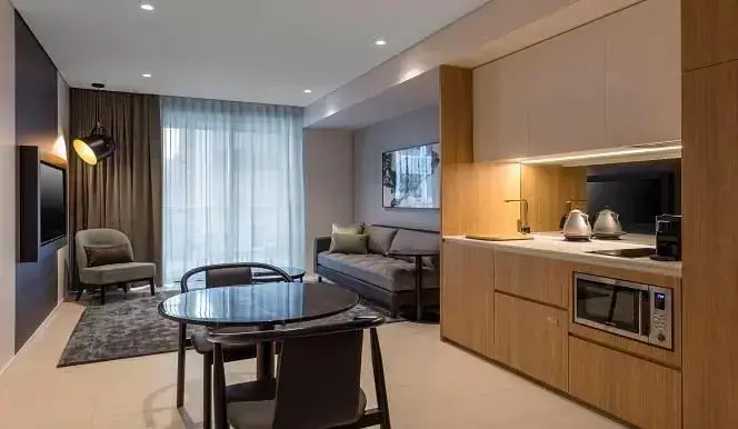 Deluxe Double Studio Suite (full double bed)